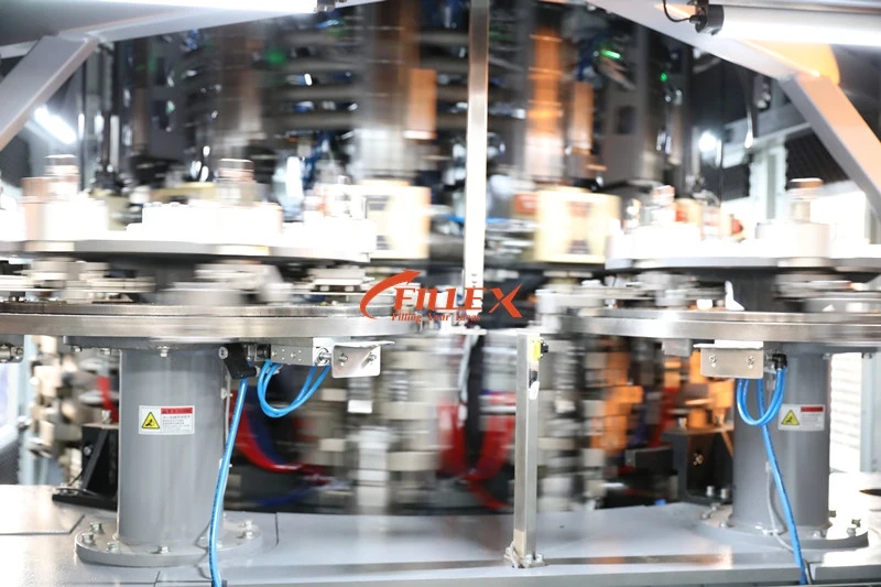 Envasado de pl&aacute;stico - Agua pura - Carbonatada - Soplado - Llenado - Tapado - Combiblock - Machine.webp (4)